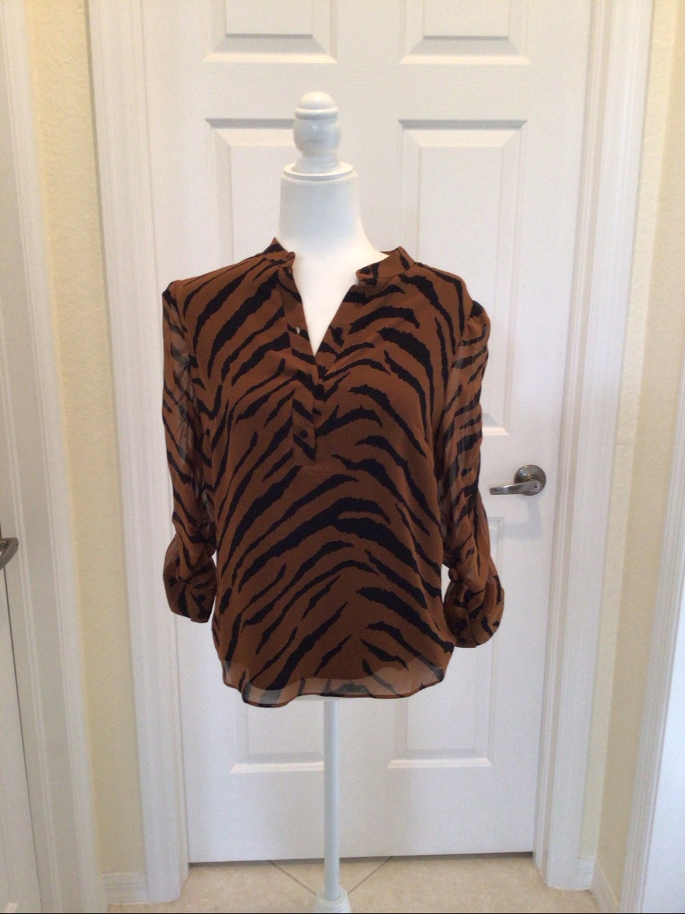 WHBM animal print  Henley/ blouse